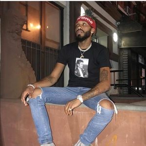 Meet your Posher, Quincy